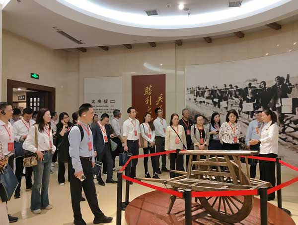 政协委员红色培训